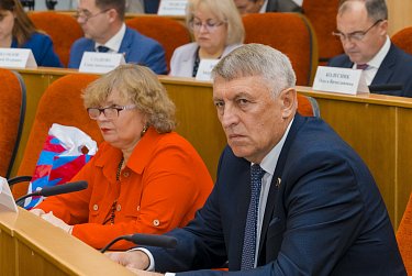 Заксоб проголосовал за Сергея Балыкина и процедуру выборов мэра